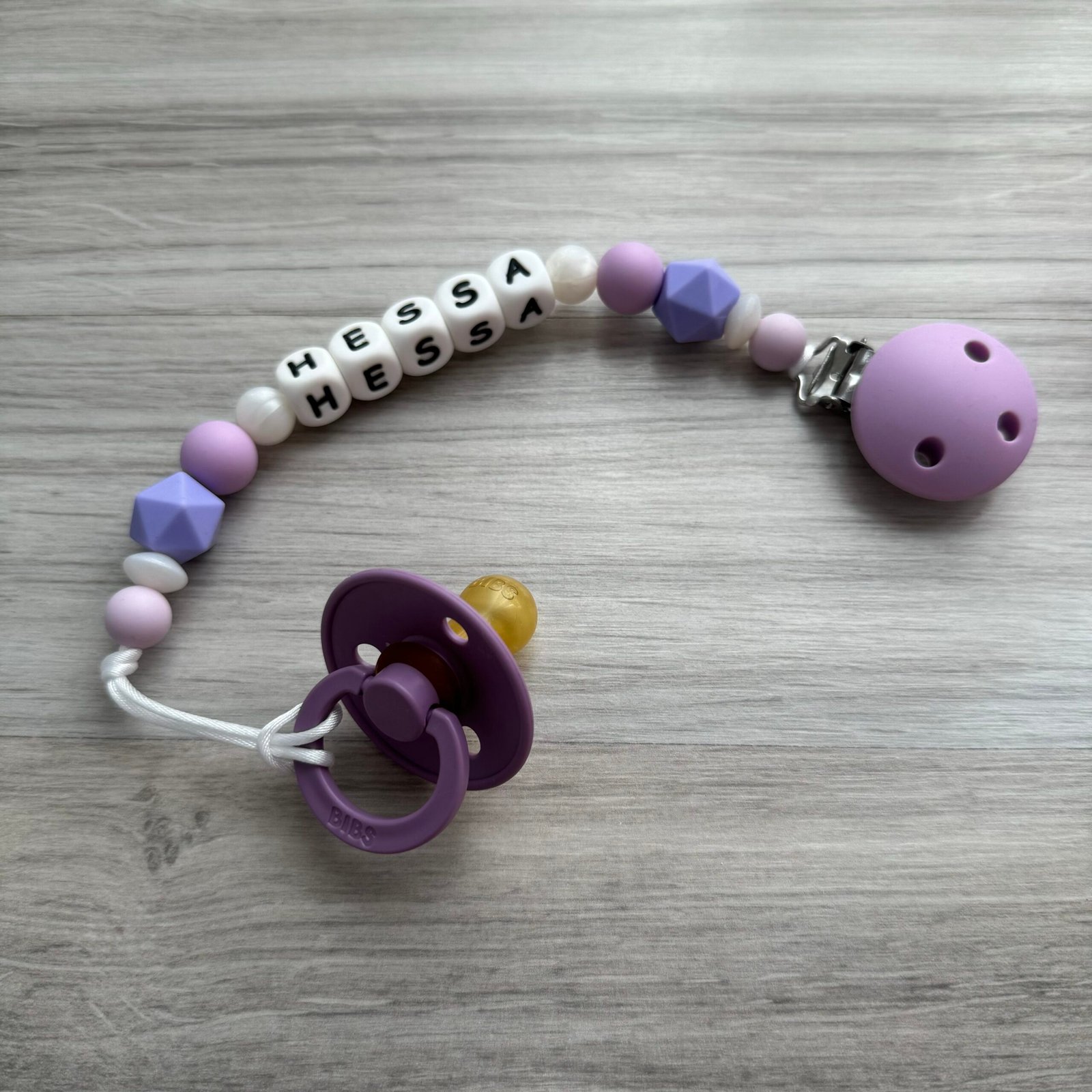 Pacifier clips with a name (customized)